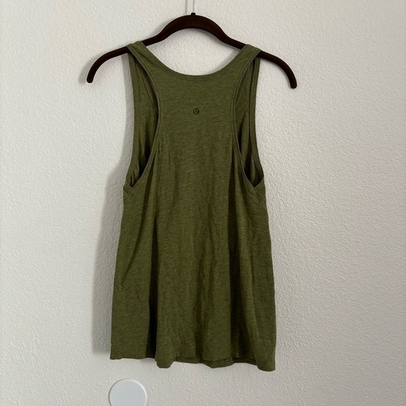 Lululemon Women's Green Athletic Sleeveless Tank Top - Picture 3 of 3